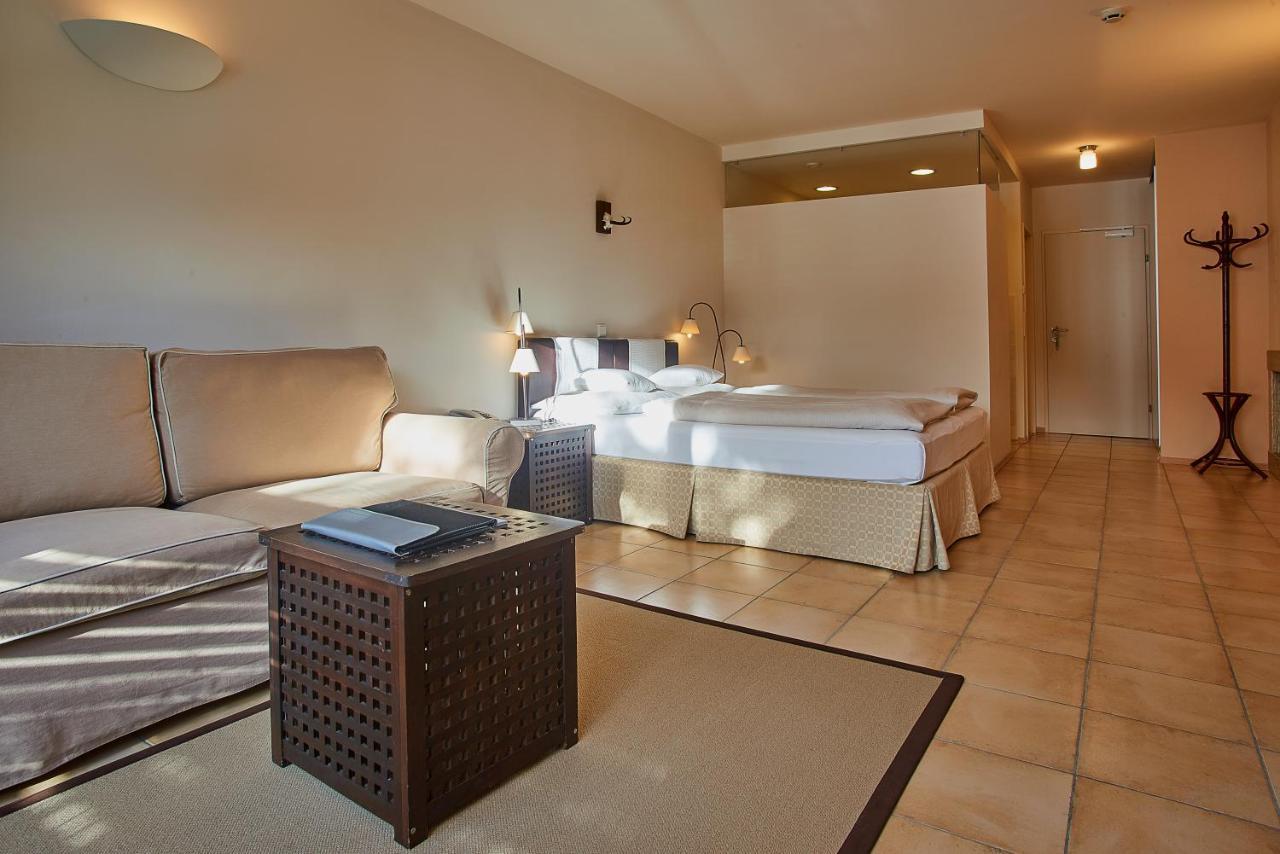 Hotel Edelweiss ゲルロス エクステリア 写真
