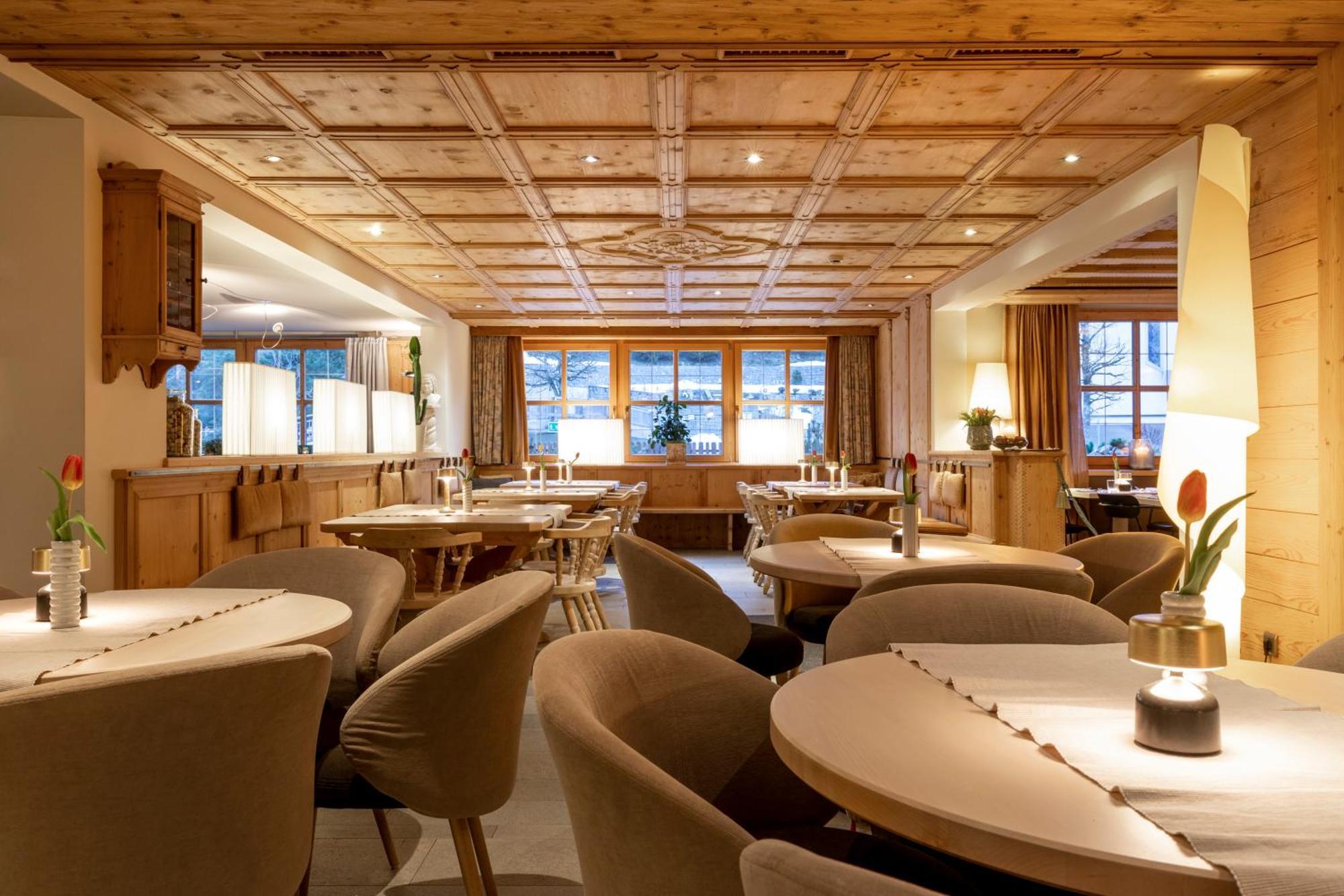 Hotel Edelweiss ゲルロス エクステリア 写真
