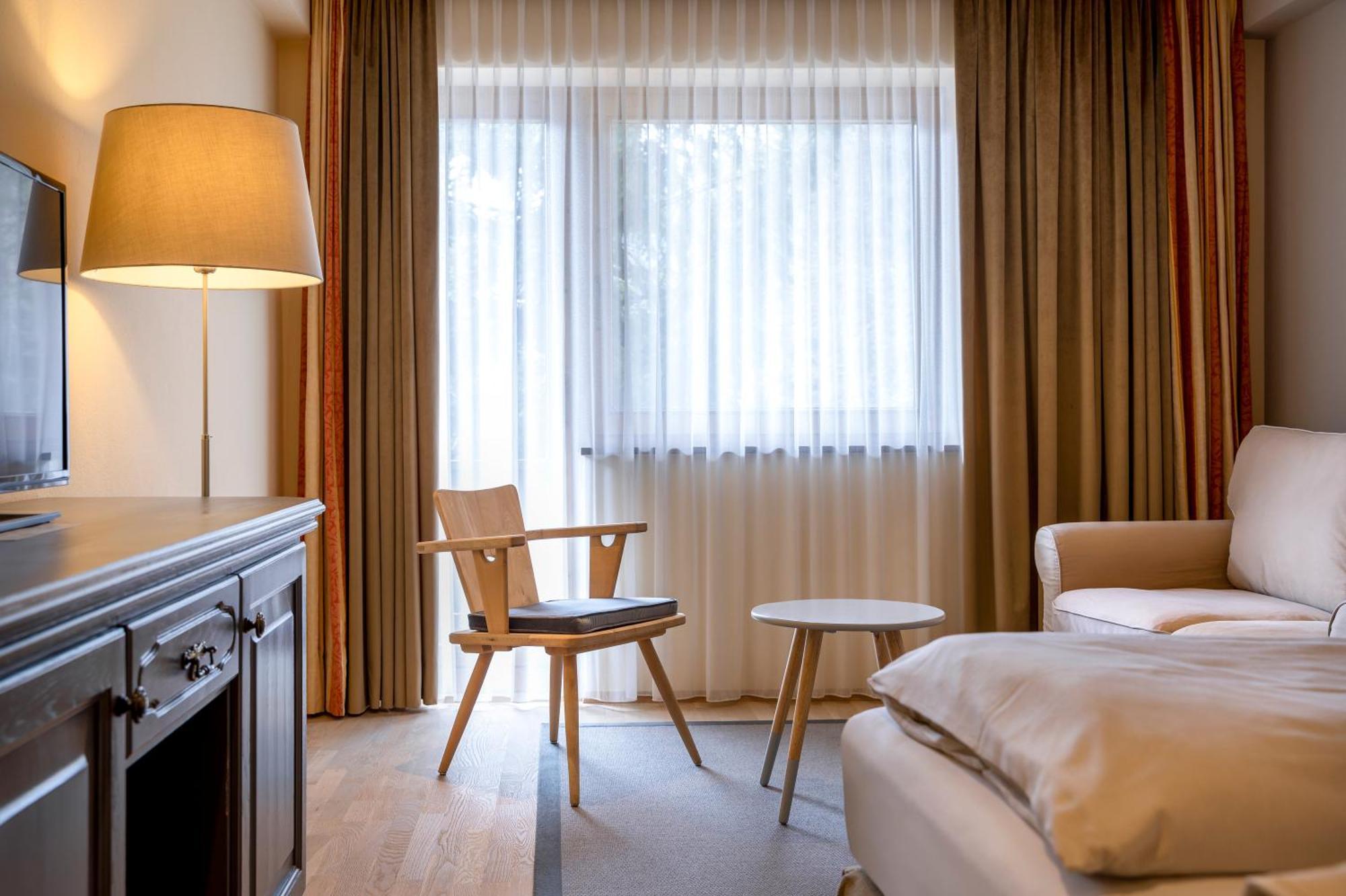 Hotel Edelweiss ゲルロス エクステリア 写真